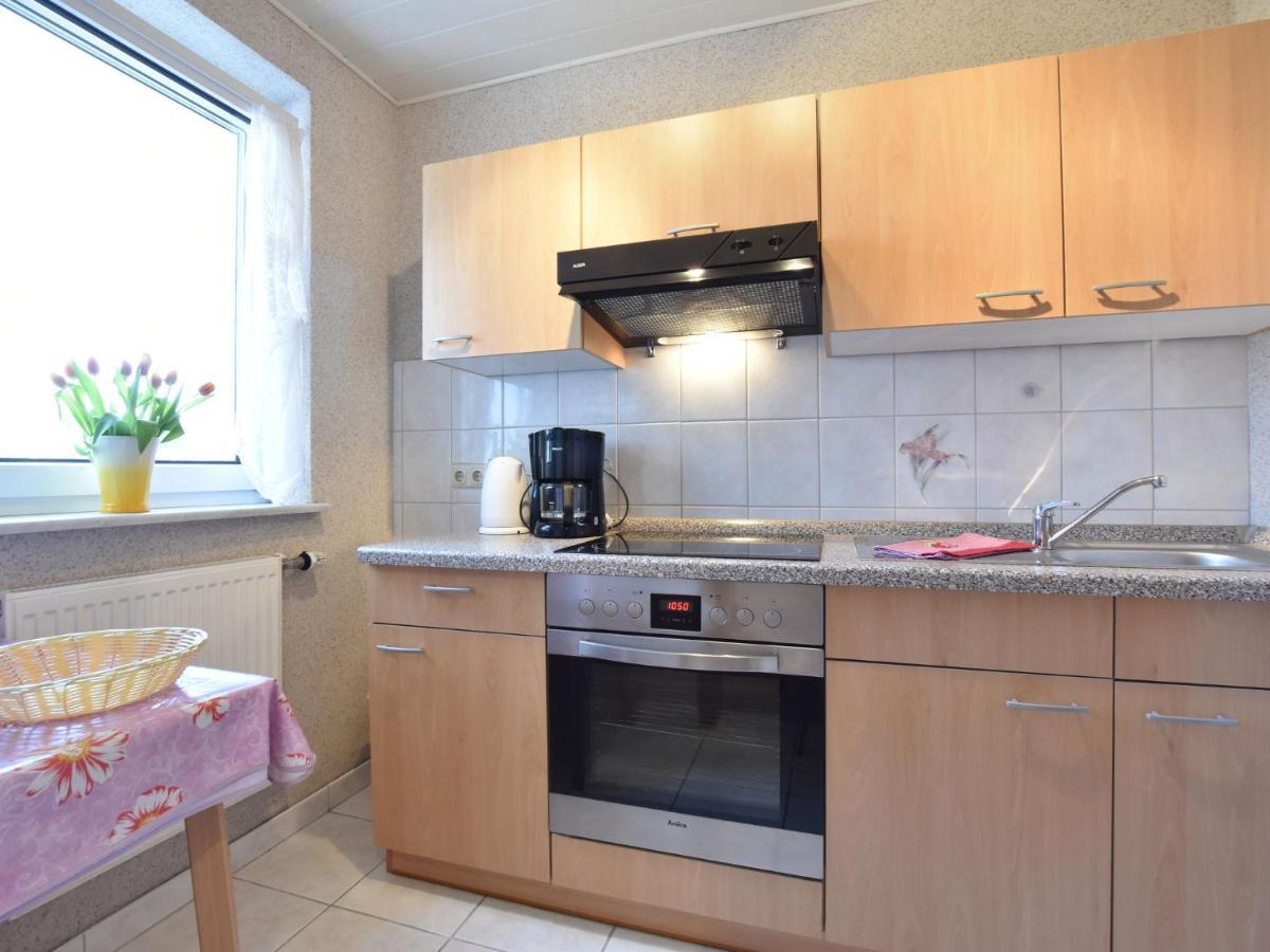 Apartment With Terrace In Warnkenhagen Warnkenhagen  객실 사진