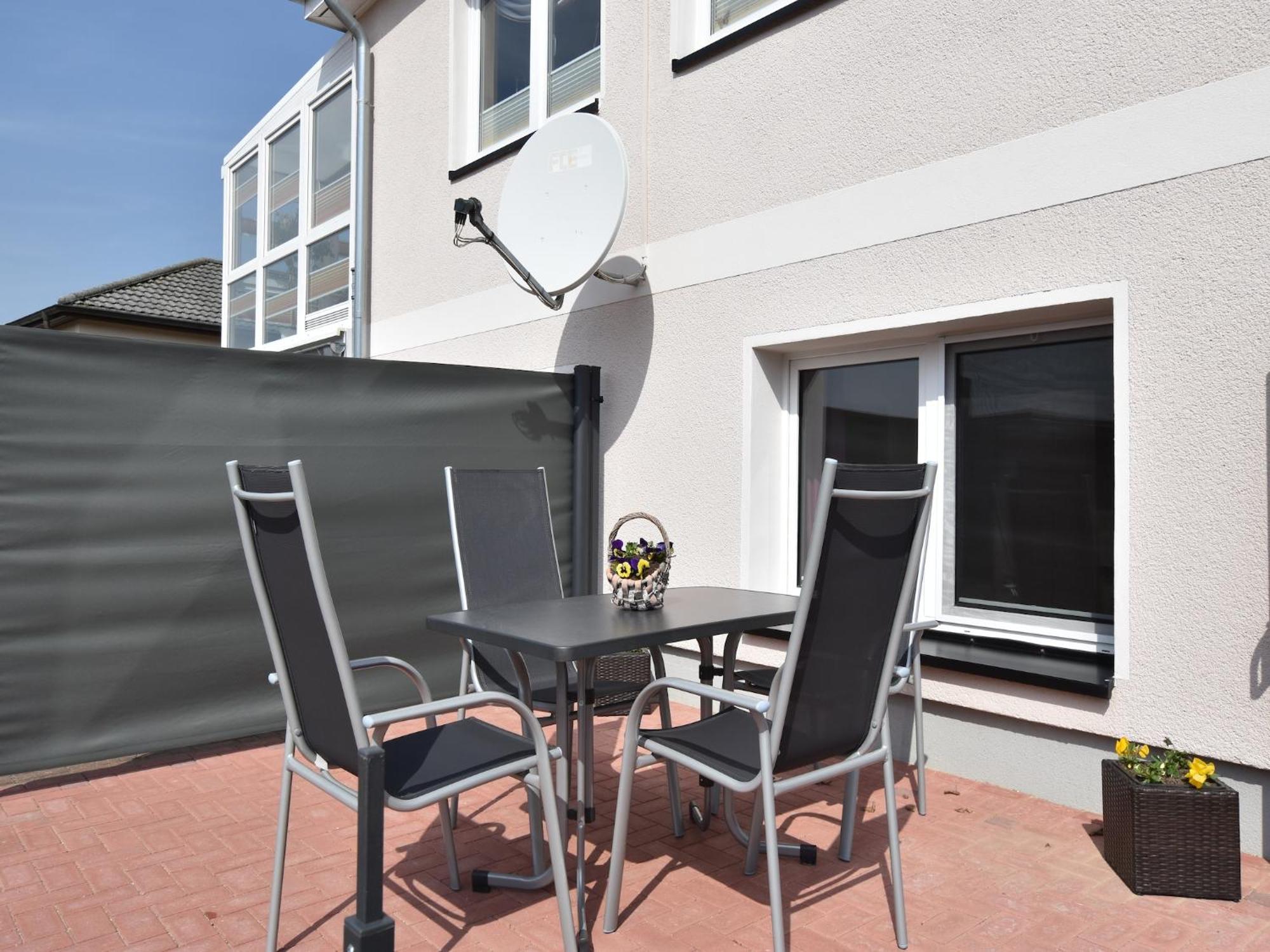 Apartment With Terrace In Warnkenhagen Warnkenhagen  외부 사진